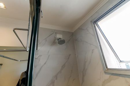 Apartamento à venda com 97m², 3 quartos e 2 vagas Apartamento à venda com 97m², 3 quartos e 2 vagasBanheiro da Suíte - chuveiro