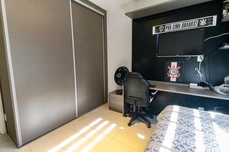 Apartamento à venda com 97m², 3 quartos e 2 vagas Apartamento à venda com 97m², 3 quartos e 2 vagasQuarto 1 - Armários