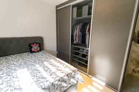 Apartamento à venda com 97m², 3 quartos e 2 vagas Apartamento à venda com 97m², 3 quartos e 2 vagasQuarto 2 - Armários