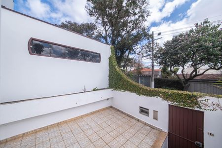 Casa à venda com 330m², 3 quartos e 2 vagasÁrea comum