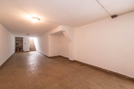 Casa à venda com 330m², 3 quartos e 2 vagasÁrea comum