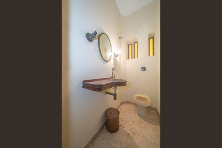 Casa à venda com 330m², 3 quartos e 2 vagasLavabo da Sala