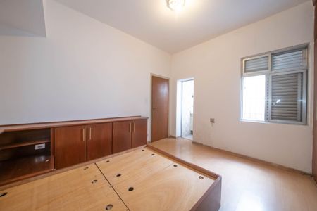 Casa à venda com 330m², 3 quartos e 2 vagasQuarto 2