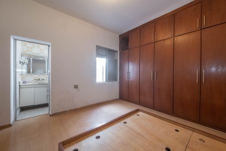 Casa à venda com 330m², 3 quartos e 2 vagasQuarto 2