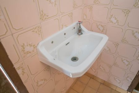 Casa à venda com 330m², 3 quartos e 2 vagasBanheiro de Serviço