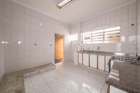 Casa à venda com 330m², 3 quartos e 2 vagasCozinha