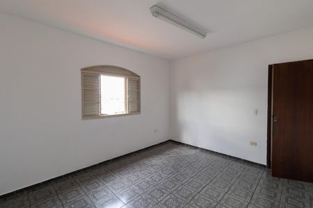 Casa à venda com 70m², 3 quartos e 2 vagas Casa à venda com 70m², 3 quartos e 2 vagasQuarto 1