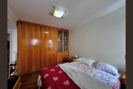 Apartamento à venda com 323m², 4 quartos e 6 vagas Apartamento à venda com 323m², 4 quartos e 6 vagasSuíte 3