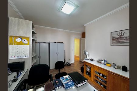 Apartamento à venda com 323m², 4 quartos e 6 vagas Apartamento à venda com 323m², 4 quartos e 6 vagasSuíte 1