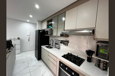 Apartamento à venda com 56m², 2 quartos e 1 vaga Apartamento à venda com 56m², 2 quartos e 1 vagaCozinha