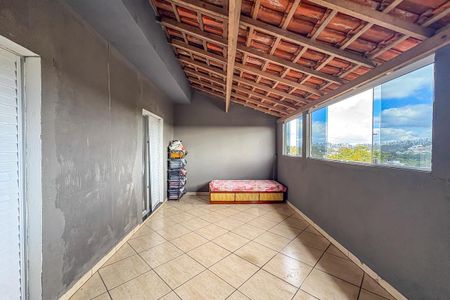 Casa para alugar com 432m², 7 quartos e 2 vagas Casa para alugar com 432m², 7 quartos e 2 vagasVaranda dos Quartos
