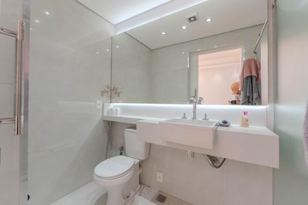 Apartamento à venda com 266m², 3 quartos e 1 vagaBanheiro da Suíte 2