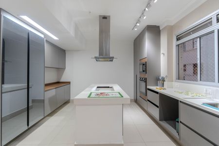 Apartamento à venda com 266m², 3 quartos e 1 vagaCozinha