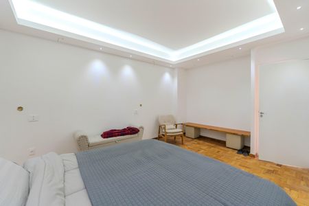 Apartamento à venda com 266m², 3 quartos e 1 vagaSuíte 3
