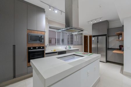Apartamento à venda com 266m², 3 quartos e 1 vagaCozinha