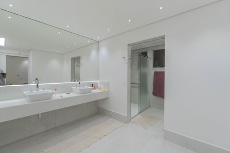 Apartamento à venda com 266m², 3 quartos e 1 vagaBanheiro da Suíte 3