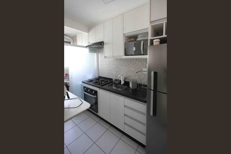 Apartamento à venda com 53m², 2 quartos e 1 vaga Apartamento à venda com 53m², 2 quartos e 1 vagaCozinha