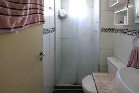 Apartamento à venda com 53m², 2 quartos e 1 vaga Apartamento à venda com 53m², 2 quartos e 1 vagaBanheiro