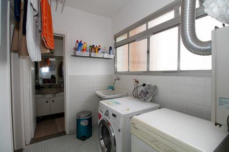 Apartamento à venda com 110m², 2 quartos e 2 vagasÁrea de Serviço