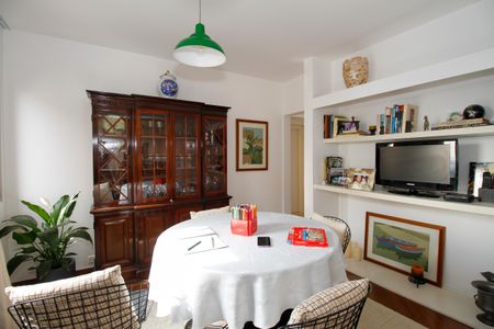 Apartamento à venda com 110m², 2 quartos e 2 vagasSala de Jantar