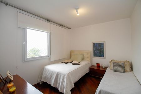 Apartamento à venda com 110m², 2 quartos e 2 vagasSuíte