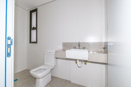 Apartamento à venda com 112m², 3 quartos e 2 vagas Apartamento à venda com 112m², 3 quartos e 2 vagasBanheiro da Suíte