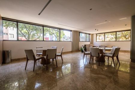 Apartamento à venda com 112m², 3 quartos e 2 vagas Apartamento à venda com 112m², 3 quartos e 2 vagasÁrea comum - Salão de festas