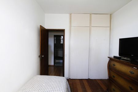 Apartamento à venda com 115m², 3 quartos e 1 vagaQuarto 2