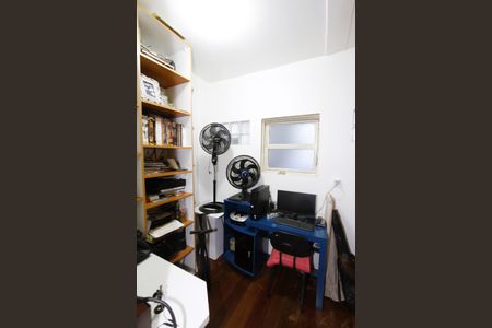 Apartamento à venda com 115m², 3 quartos e 1 vagaEscritório