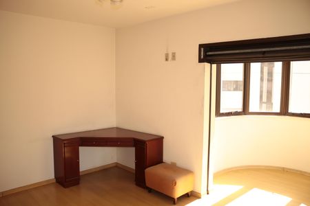 Apartamento à venda com 300m², 4 quartos e 4 vagasQuarto