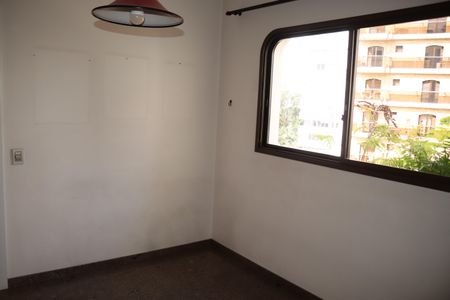 Apartamento à venda com 300m², 4 quartos e 4 vagasQuarto de Serviço