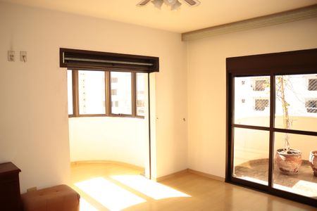 Apartamento à venda com 300m², 4 quartos e 4 vagasQuarto
