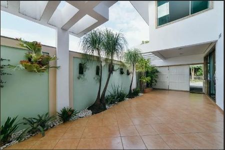 Casa à venda com 800m², 4 quartos e 10 vagas