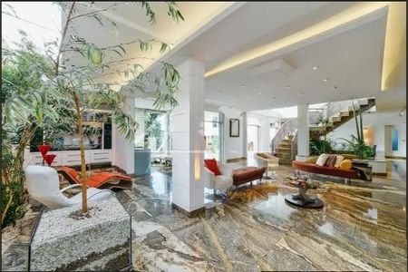 Casa à venda com 800m², 4 quartos e 10 vagas