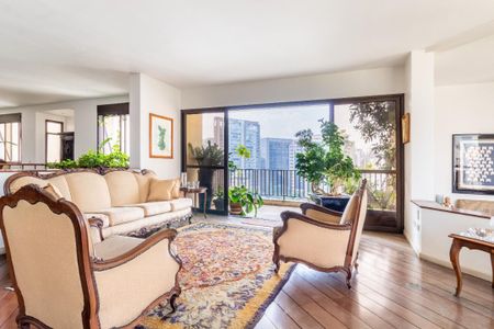 Apartamento à venda com 615m², 5 quartos e 8 vagas