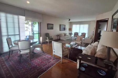 Apartamento à venda com 3 quartos, 300m² em Indianópolis, São Paulo