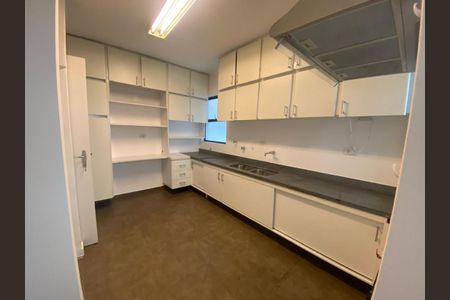 Apartamento à venda com 211m², 3 quartos e 2 vagas