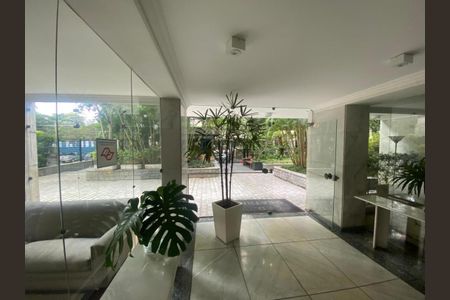 Apartamento à venda com 211m², 3 quartos e 2 vagas
