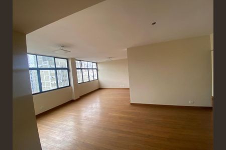 Apartamento à venda com 211m², 3 quartos e 2 vagas