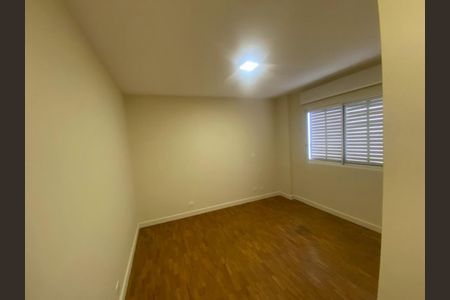 Apartamento à venda com 3 quartos, 211m² em Itaim Bibi, São Paulo