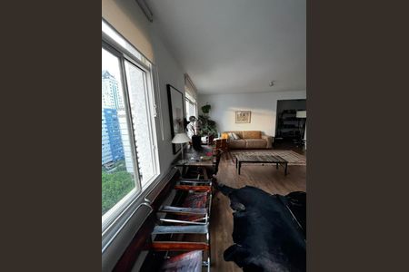Apartamento para alugar com 3 quartos, 193m² em Higienópolis, São Paulo