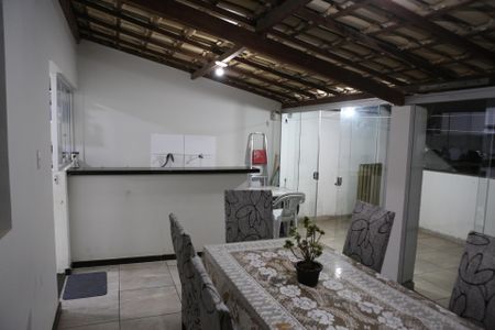 Casa à venda com 137m², 3 quartos e 1 vagaÁrea Externa