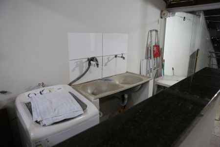 Casa à venda com 137m², 3 quartos e 1 vagaÁrea de Serviço