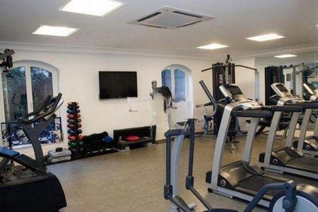 Apartamento à venda com 367m², 4 quartos e 6 vagas