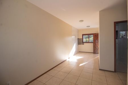 Casa à venda com 54m², 2 quartos e 2 vagasSala