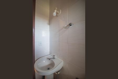 Casa à venda com 54m², 2 quartos e 2 vagasBanheiro Social