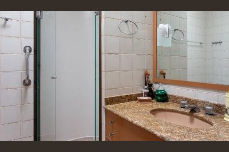 Casa à venda com 381m², 4 quartos e 4 vagas
