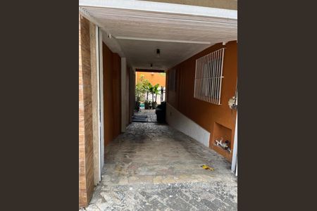 Casa à venda com 210m², 3 quartos e 3 vagas