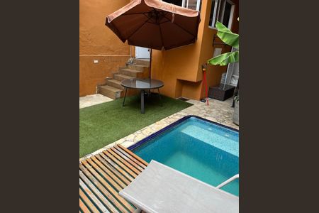 Casa à venda com 210m², 3 quartos e 3 vagas