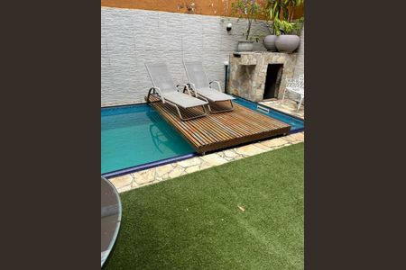 Casa à venda com 210m², 3 quartos e 3 vagas